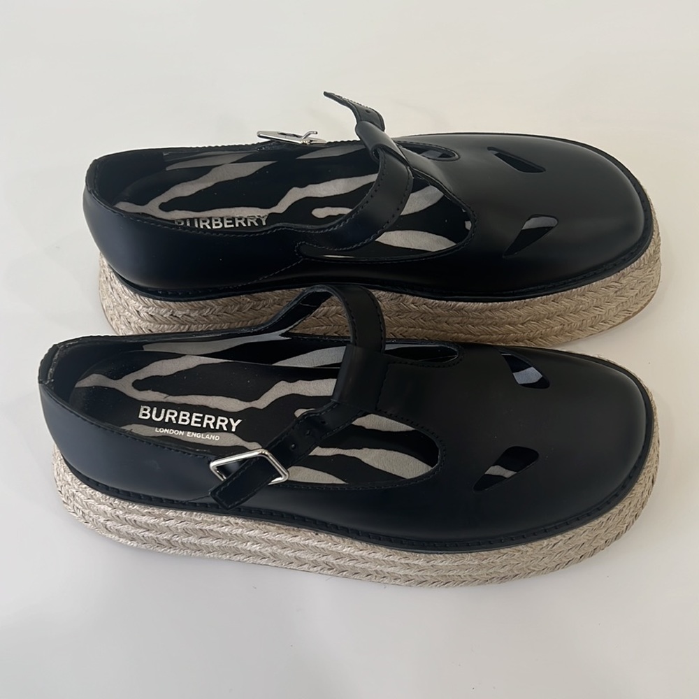 Burberry  wedges sandals shoes NWT - Picture 2 of 4